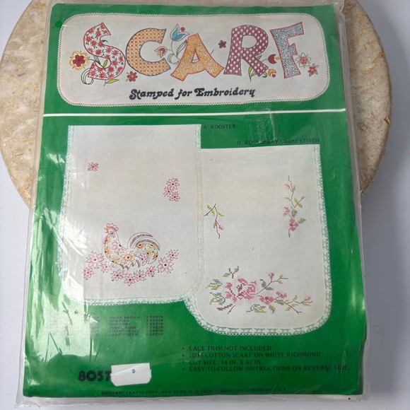 Vogart Dresser SCARF Kit 7057A Stamped Embroidery Thread‎ Rooster Floral 14x42" - Picture 1 of 4